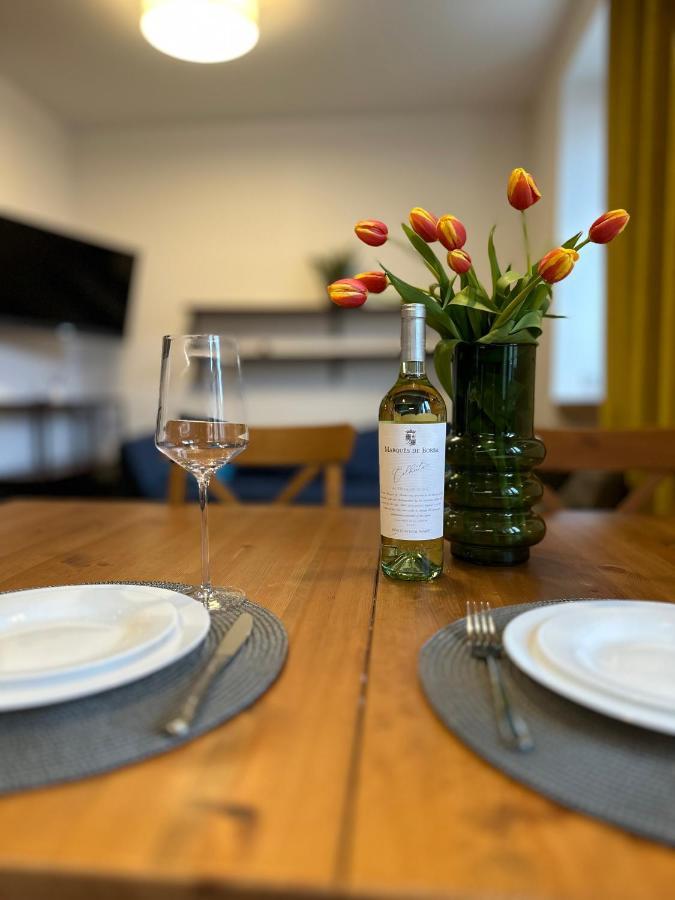 Jazz Apartament Czestochowa Centrum 2-Bedroom Екстериор снимка
