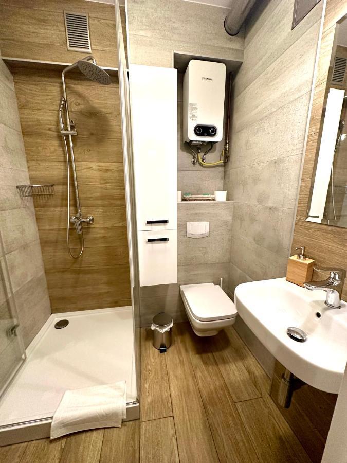 Jazz Apartament Czestochowa Centrum 2-Bedroom Екстериор снимка